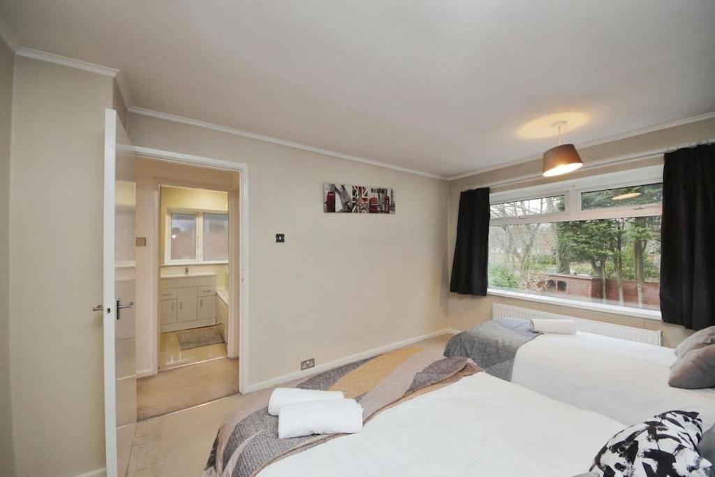 Beautiful Home Close To Town Free Netflix, Wifi Solihull Exterior photo